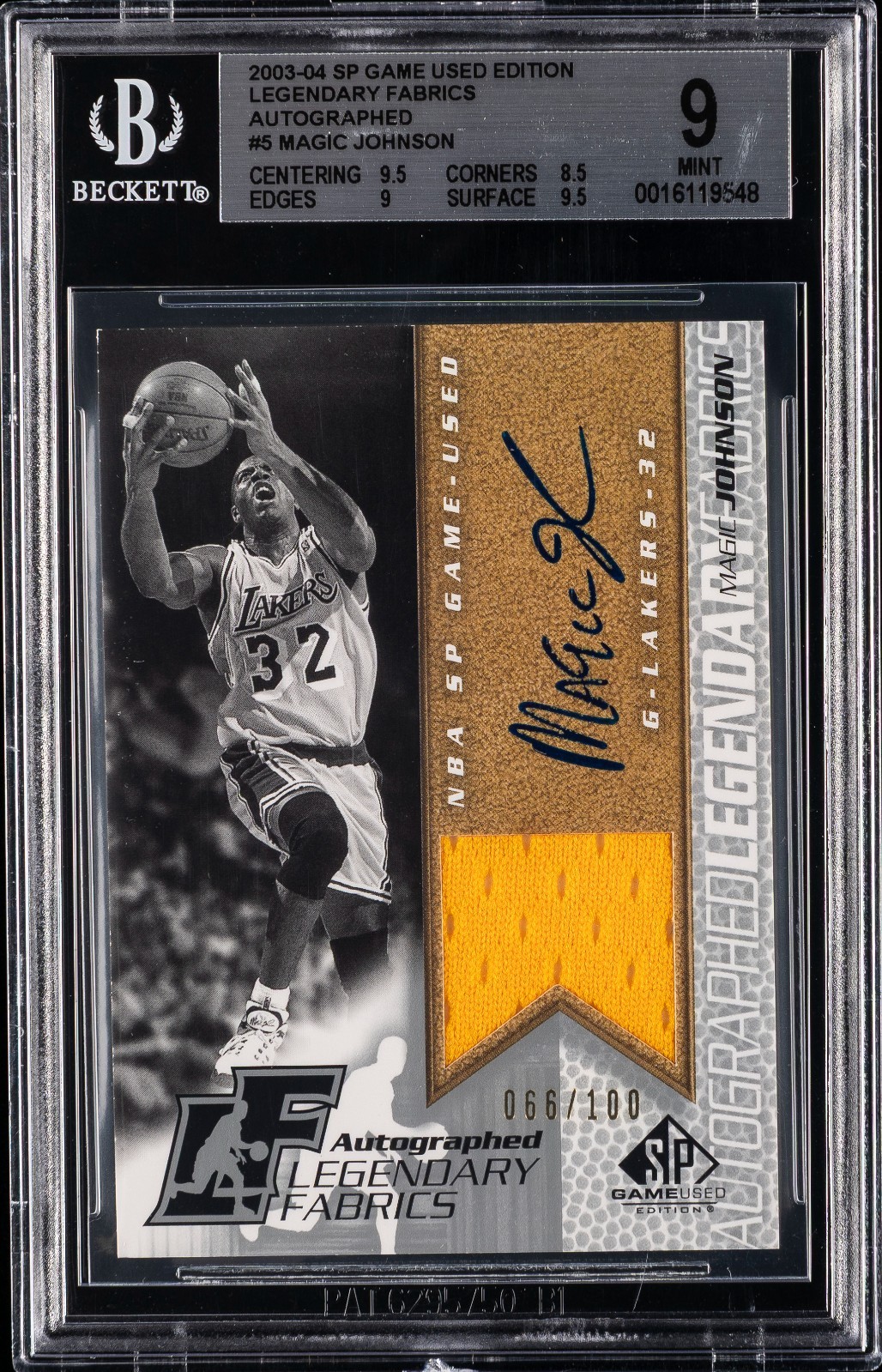 Magic Johnson 2003 SP Game Used Legendary Fabrics Auto #5 BGS 9 /100 **READ